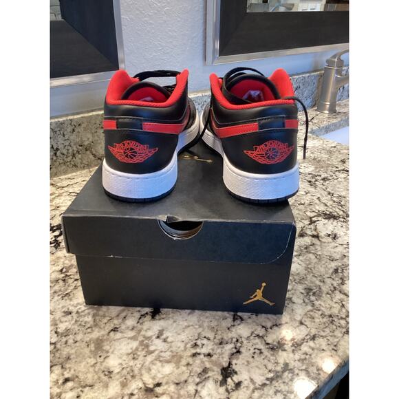 air jordan 1 low black fire red white tennis shoes sneakers 7Y - Picture 2 of 11